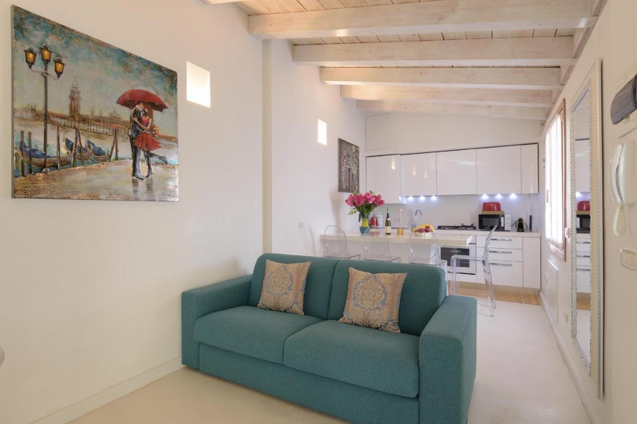 Apartment Corteluna Incantevole A 500 Metri Da P.zza S.marco Venedig